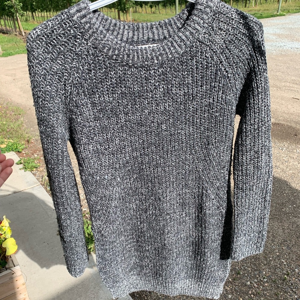 •Donated to Fire Evacuees• StreetWear Society Knitwear size Small - Picture 13 of 16